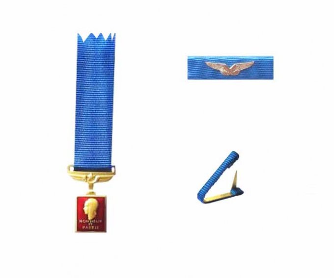 ATTRIBUTS de la MEDAILLE de l'AERONAUTIQUE