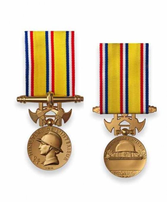 MEDAILLE d' HONNEUR des SAPEURS POMPIERS 30 ans